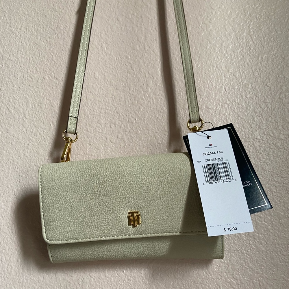 Tommy Hilfiger crossbody